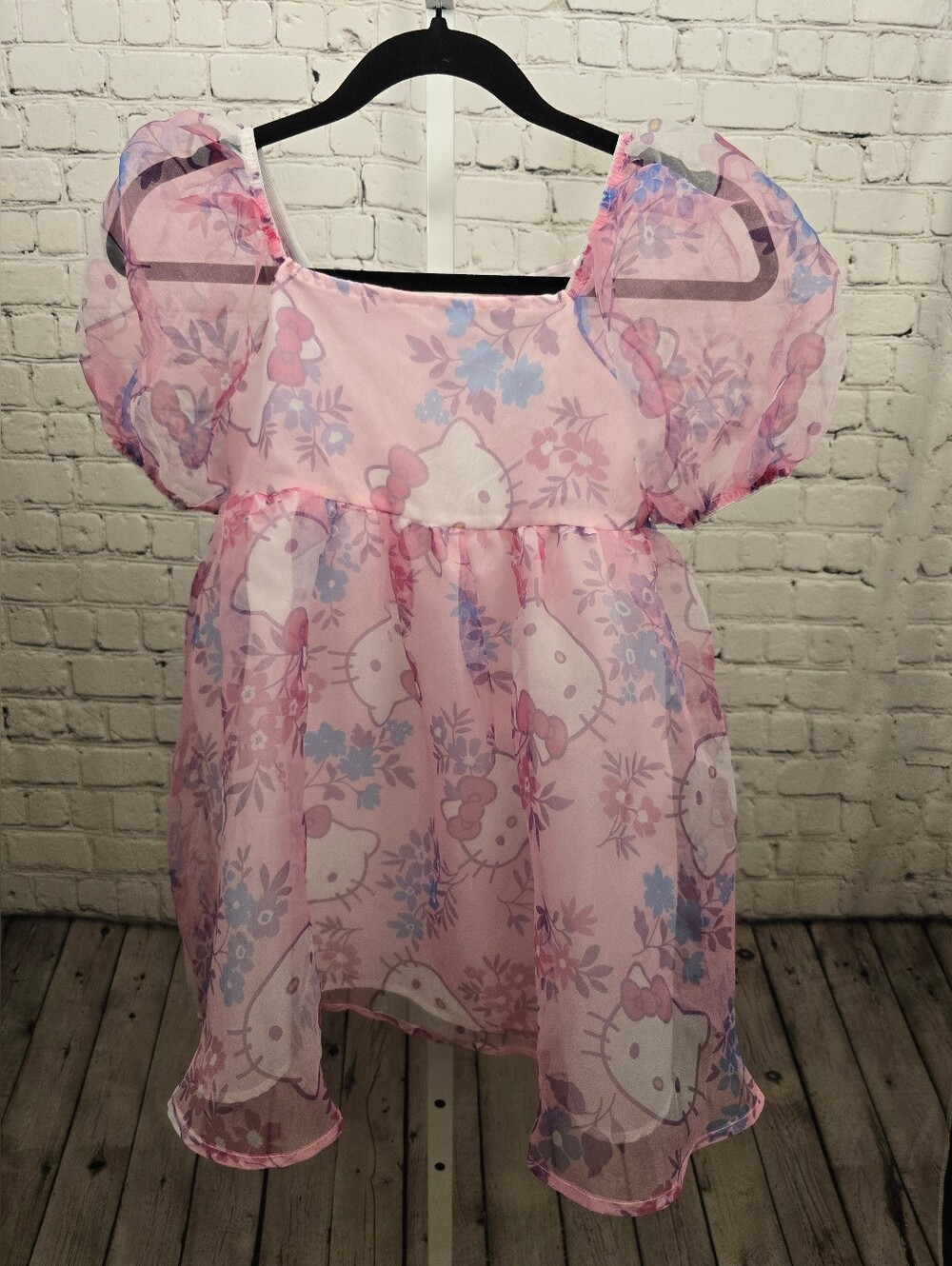 Sanrio Hello Kitty Kids Pink Floral Puff Sleeve Dress